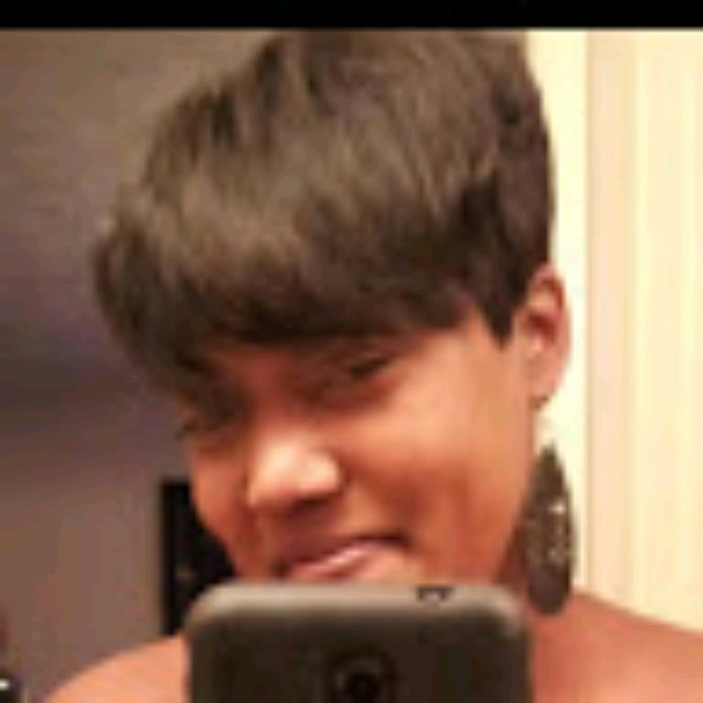 Meet your Posher, Lashunya